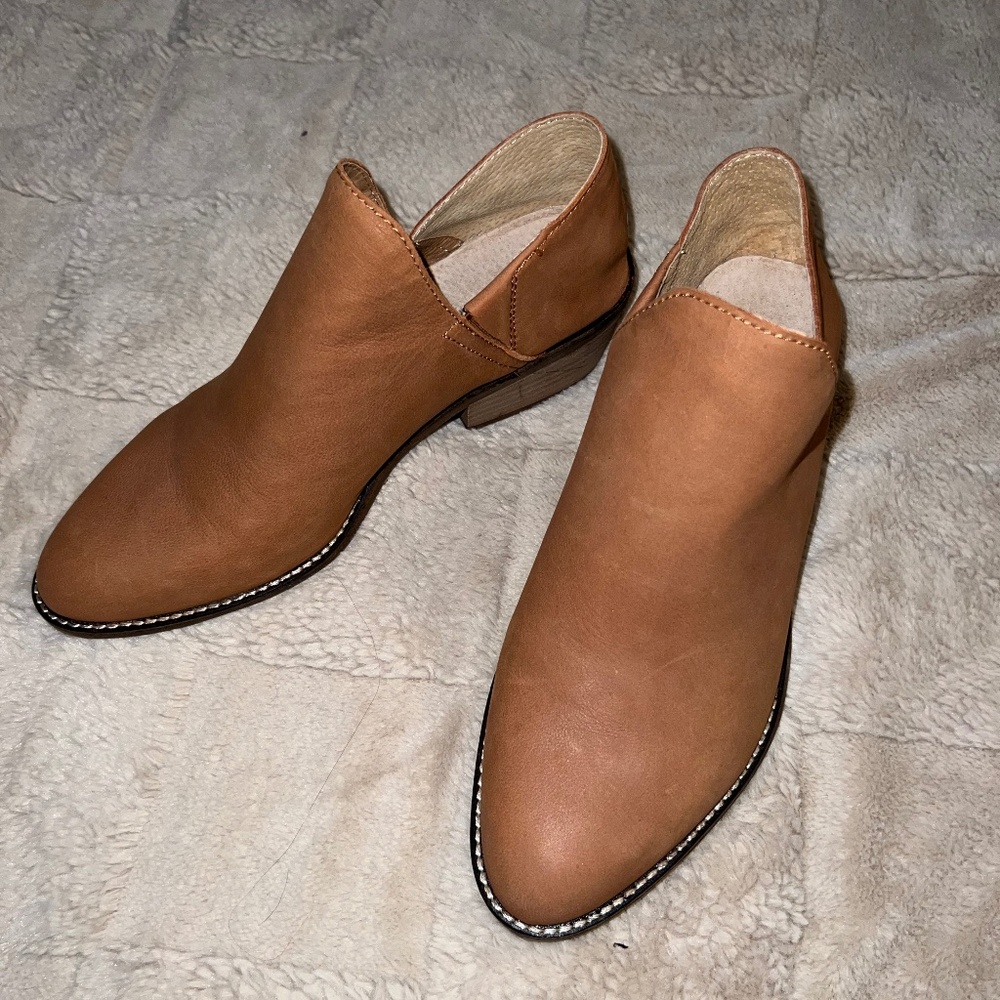 Lucky Brand Ankle Booties